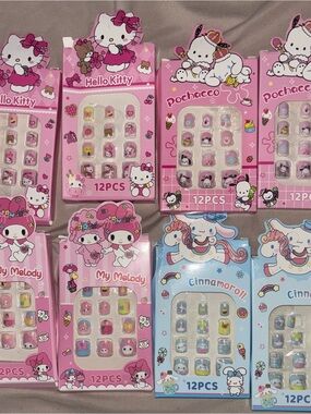 New Press-on Nails for girls Hello Kitty, Cinnamonroll, Pochacco and My Melody